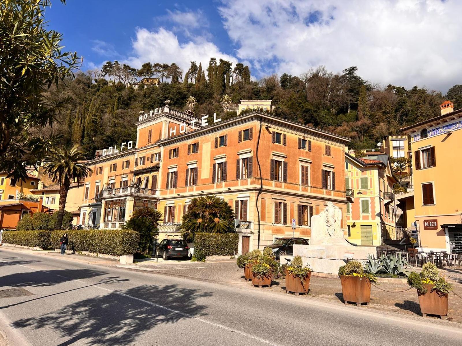 Atlante Hotel Toscolano Maderno Bagian luar foto