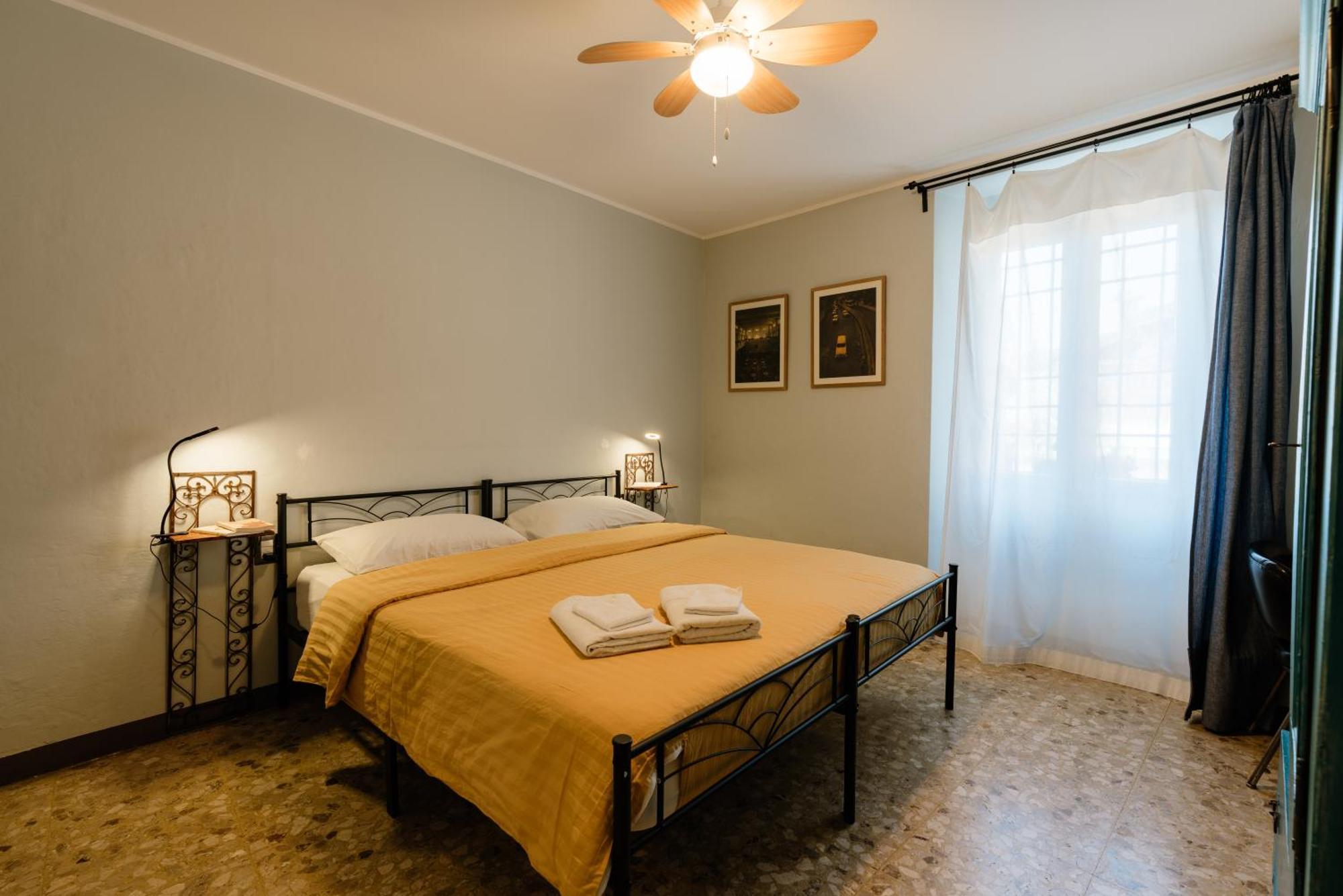 Atlante Hotel Toscolano Maderno Bagian luar foto
